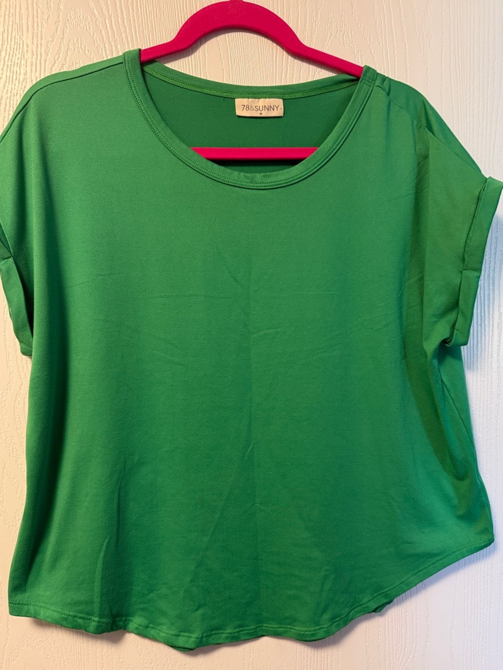 78&Sunny Women's Green Short Sleeve Scoop Neck Tee